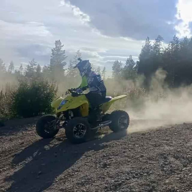 Minä ja kipu cover