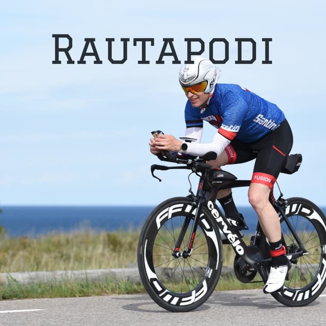 Rautapodi - elämästä ja triathlonista cover