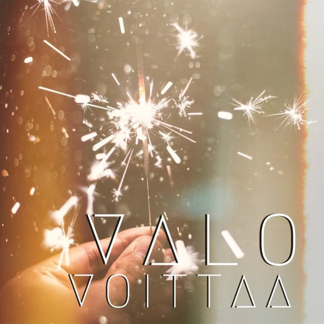 Valo voittaa cover